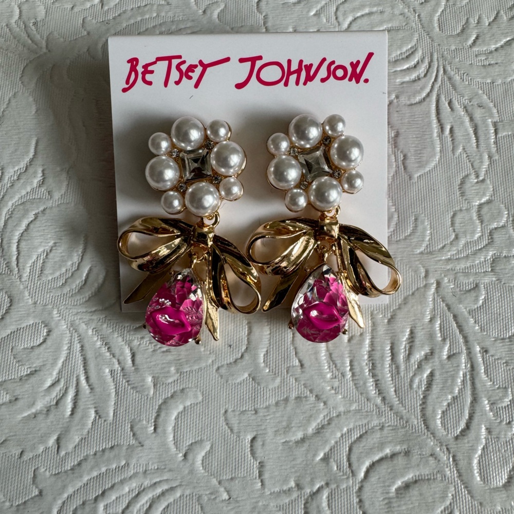 Betsey Johnson Pearl Gold Bow and Pink Lips Earrings